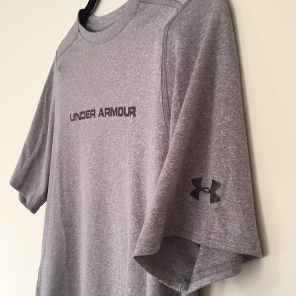 Men’s Under Armour T-shirt - Picture 2 of 4